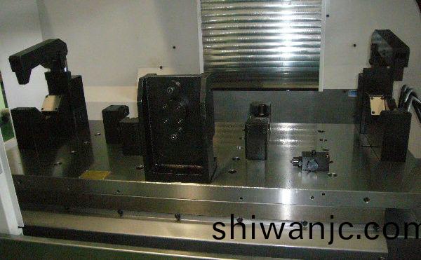 后(hou)橋加工裌具(ju)