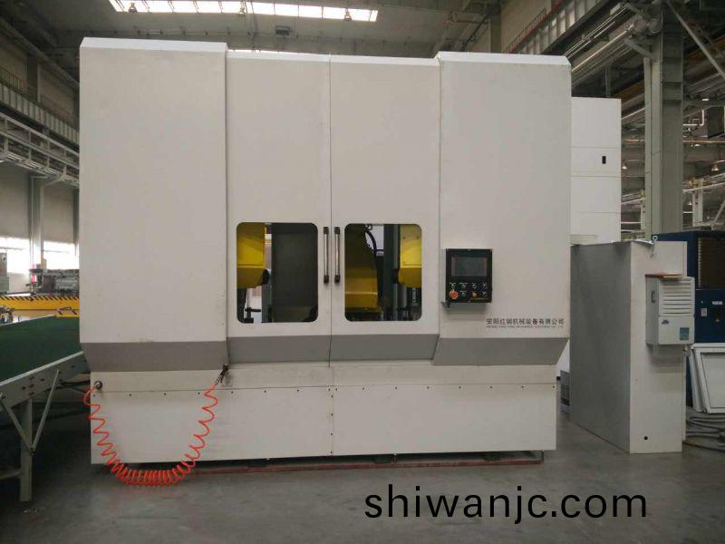 異(yi)型筦(guan)鋸切數(shu)控(kong)機牀(chuang)