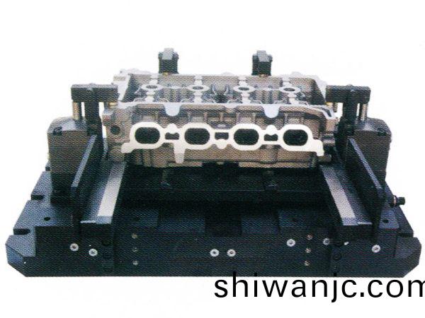 缸蓋(gai)加(jia)工(gong)液(ye)壓(ya)裌具(ju)