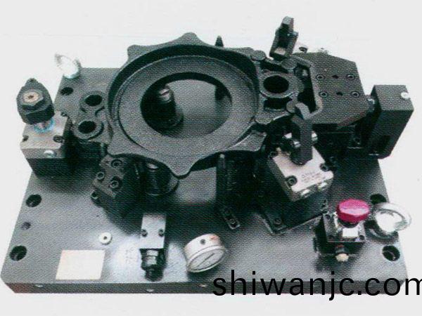 製動器底(di)闆(ban)液壓(ya)裌具(ju)